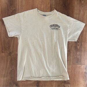 cream graphic tee!